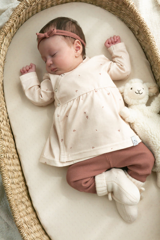 Babyjurkje Mini blaadjes beige